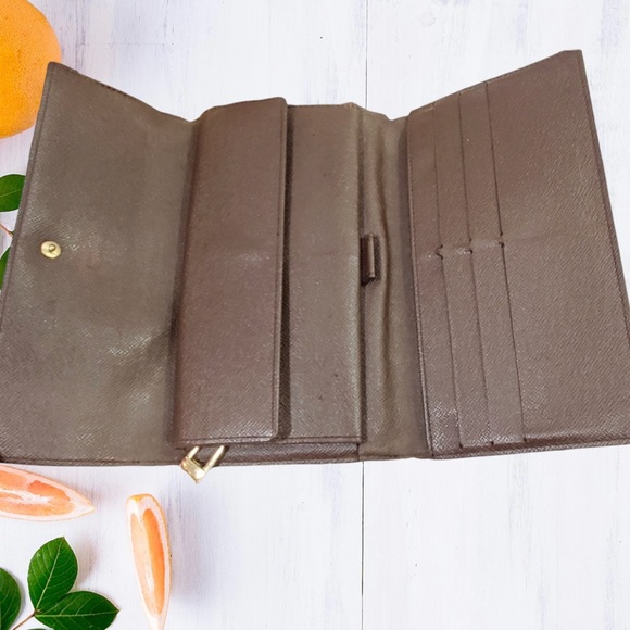 💯 % AUTHENTIC LUIS VUITTON DAMIER EBENE WALLET - Picture 12 of 16